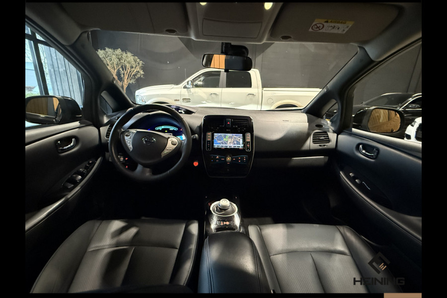 Nissan Leaf Tekna 30 kWh Navi. Leer. Bose. 1 Eigenaar