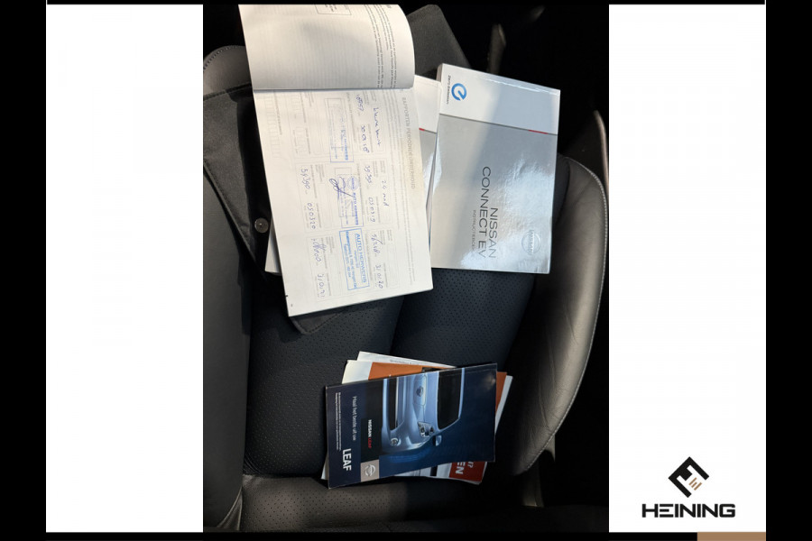 Nissan Leaf Tekna 30 kWh Navi. Leer. Bose. 1 Eigenaar