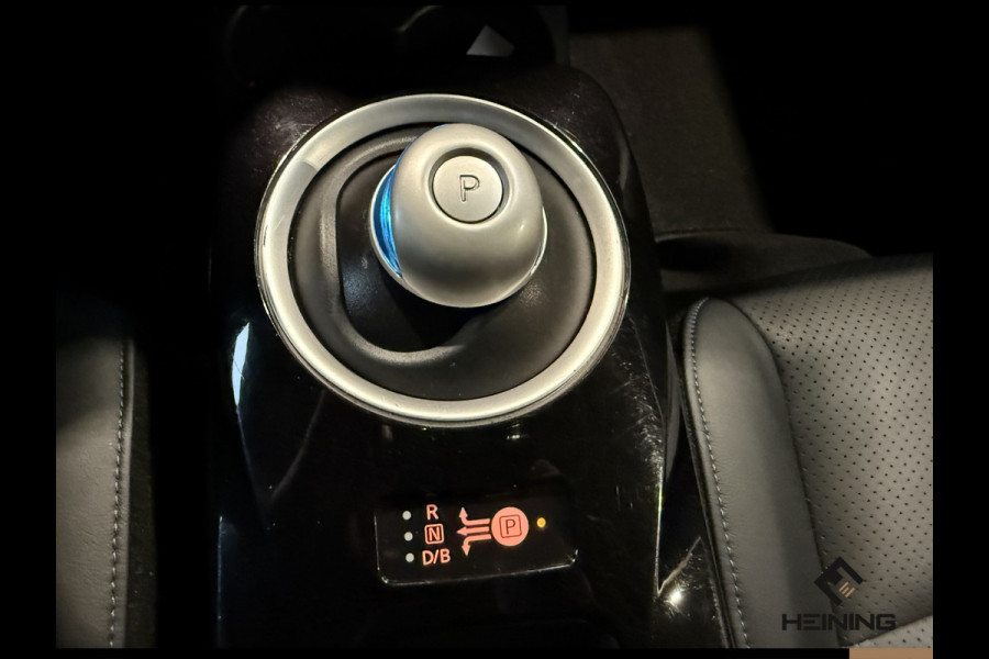 Nissan Leaf Tekna 30 kWh Navi. Leer. Bose. 1 Eigenaar