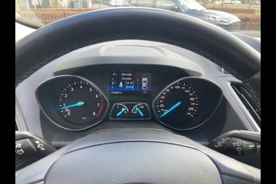 Ford Kuga 1.5 EcoBoost Trend Ultimate | Trekhaak | Cruise | Dakrail | Privacy Glass | Voorruitverwarming | Navi | Carplay/Android Auto | etc. etc.