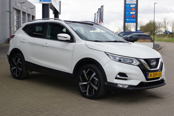 Nissan QASHQAI 1.6 164 PK Tekna, Panoramadak, Trekhaak, Climate Control, Stoelverwarming, 19" LM Velgen