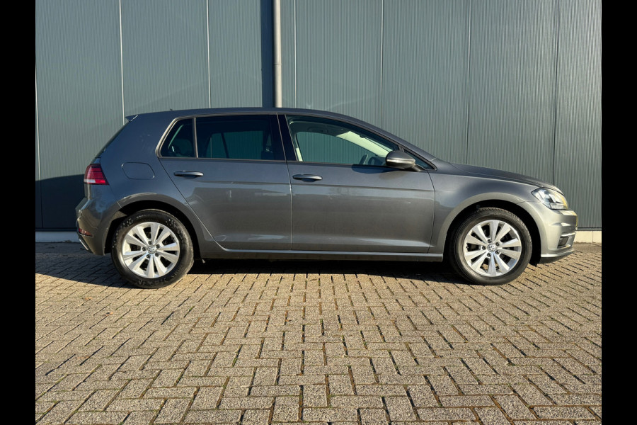 Volkswagen Golf 1.0 TSI Comfortline * AppleCarPlay * Cruise * Trekhaak * PDC *