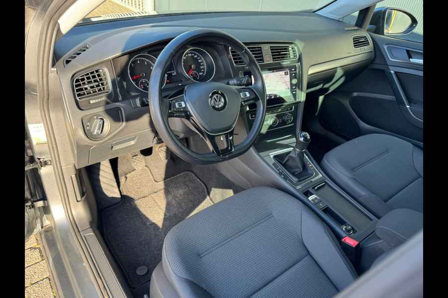Volkswagen Golf 1.0 TSI Comfortline * AppleCarPlay * Cruise * Trekhaak * PDC *
