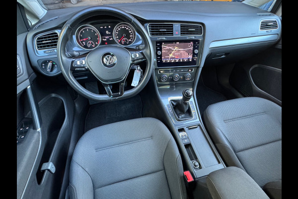 Volkswagen Golf 1.0 TSI Comfortline * AppleCarPlay * Cruise * Trekhaak * PDC *