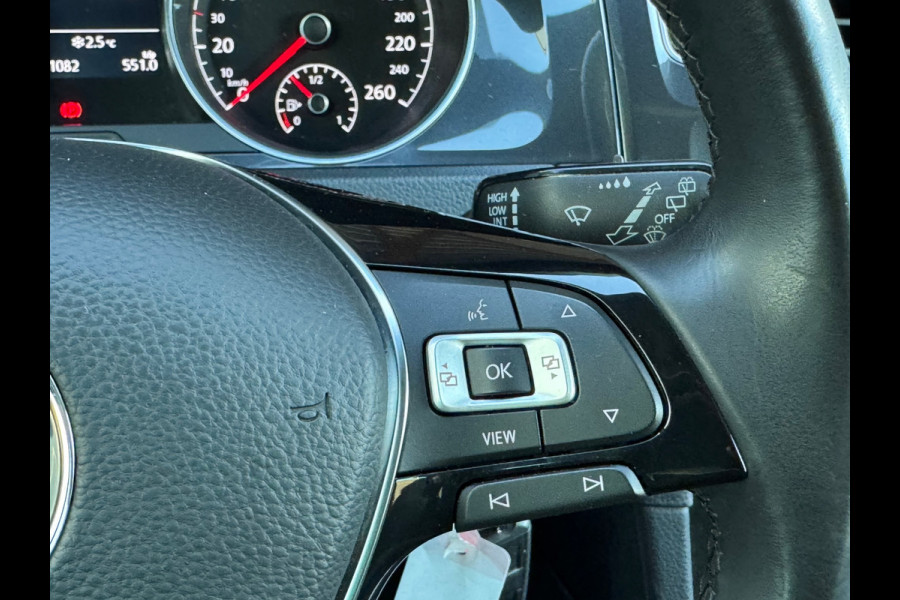 Volkswagen Golf 1.0 TSI Comfortline * AppleCarPlay * Cruise * Trekhaak * PDC *
