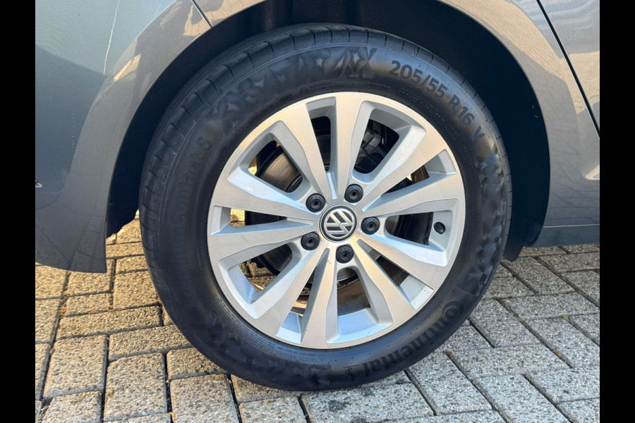 Volkswagen Golf 1.0 TSI Comfortline * AppleCarPlay * Cruise * Trekhaak * PDC *