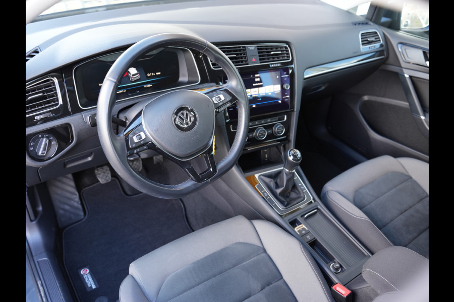 Volkswagen Golf 1.5 TSI Highline | Navigatie | Virtual Cockpit | Climate Control