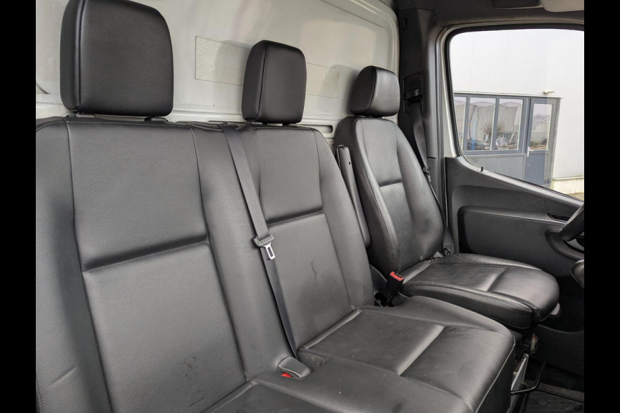 Mercedes-Benz Sprinter 316 160PK BAKWAGEN LAADKLEP AIRCO CRUISE CARPLAY EURO 6