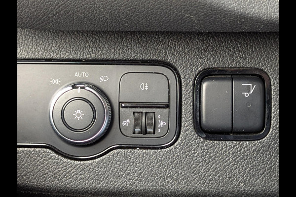 Mercedes-Benz Sprinter 316 160PK BAKWAGEN LAADKLEP AIRCO CRUISE CARPLAY EURO 6