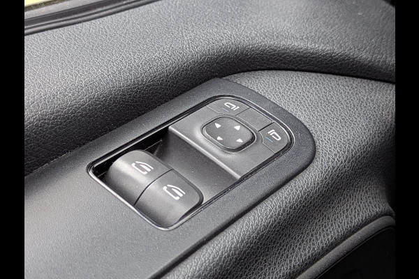 Mercedes-Benz Sprinter 316 160PK BAKWAGEN LAADKLEP AIRCO CRUISE CARPLAY EURO 6