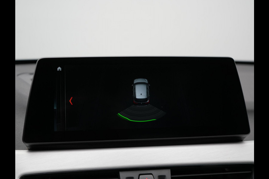 BMW X1 xDrive25e Sportline Plug in Hybrid PHEV | Panodak | Apple Carplay | 19"L.M | Lederen Sportstoelen | DAB | Harman Kardon | Head Up | Stuurverwarming |