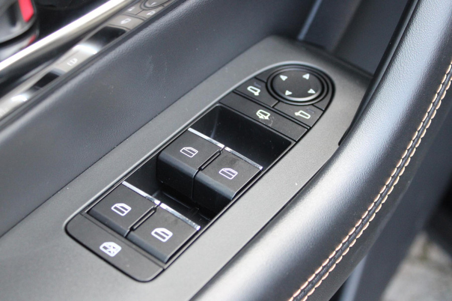 Mazda CX-80 2.5 e-SkyActiv 328PK PHEV HOMURA PLUS | 7-PERSOONS! | DRIVER PERSONALIZATION SYSTEM (GEZICHTSHERKENNING) | ELEKTRISCH BEDIENBARE VOORSTOELEN | FULL LEDEREN BEKLEDING | ADAPTIVE CRUISE CONTROL | 20" LICHTMETALEN VELGEN BLACK | 360° CAMERA | STOEL/STUUR VERWARMING | STOEL VENTILATIE | STOEL VERWARMING ACHTER | ADAPTIVE LED KOPLAMPEN | CLIMATE CONTROL VOOR + ACHTER | NAVIGATIE | APPLE CARPLAY/ANDROID AUTO | PANORAMISCH SCHUIF/KANTEL DAK | PARKEERSENSOREN VOOR EN ACHTER | BOSE AUDIO SYSTEM (12 SPEAKERS) | ELEKTRISCH BEDIENBARE ACHTERKLEP | DRAADLOZE TELEFOON LADER | HEAD U