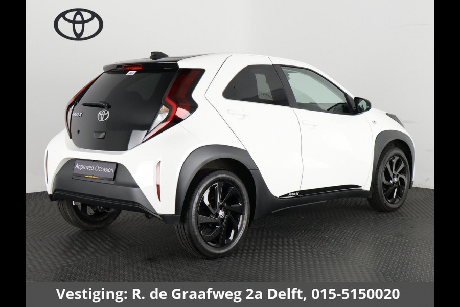 Toyota Aygo X 1.0 VVT-i MT First Sport | Apple Carplay & AndroidAUTO | Stoelverwarming | Camera | Privacy Glass | Lichtmetalen velgen |