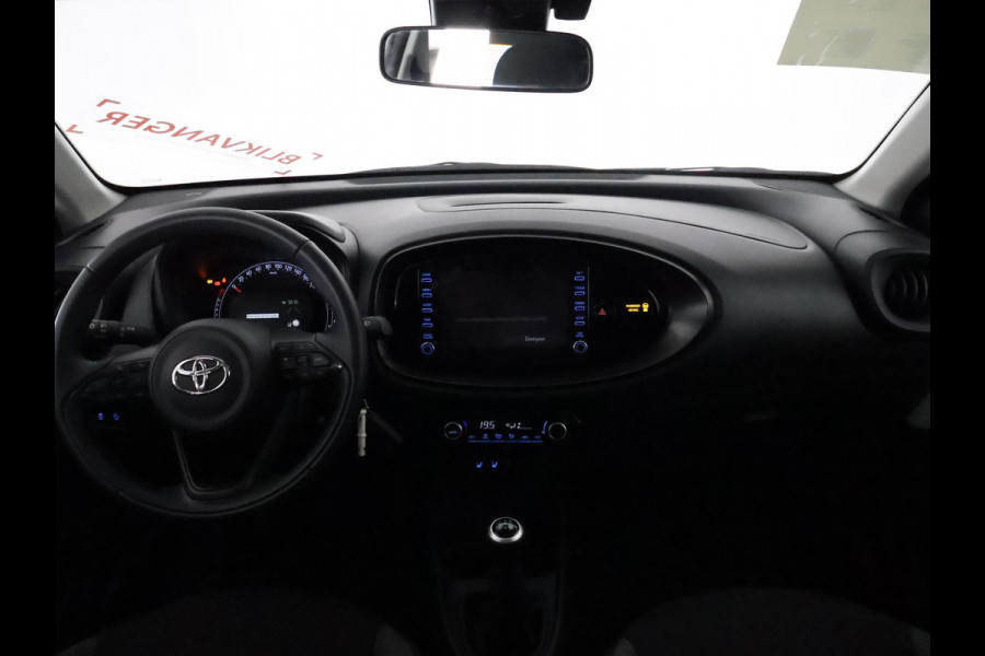 Toyota Aygo X 1.0 VVT-i MT First Sport | Apple Carplay & AndroidAUTO | Stoelverwarming | Camera | Privacy Glass | Lichtmetalen velgen |