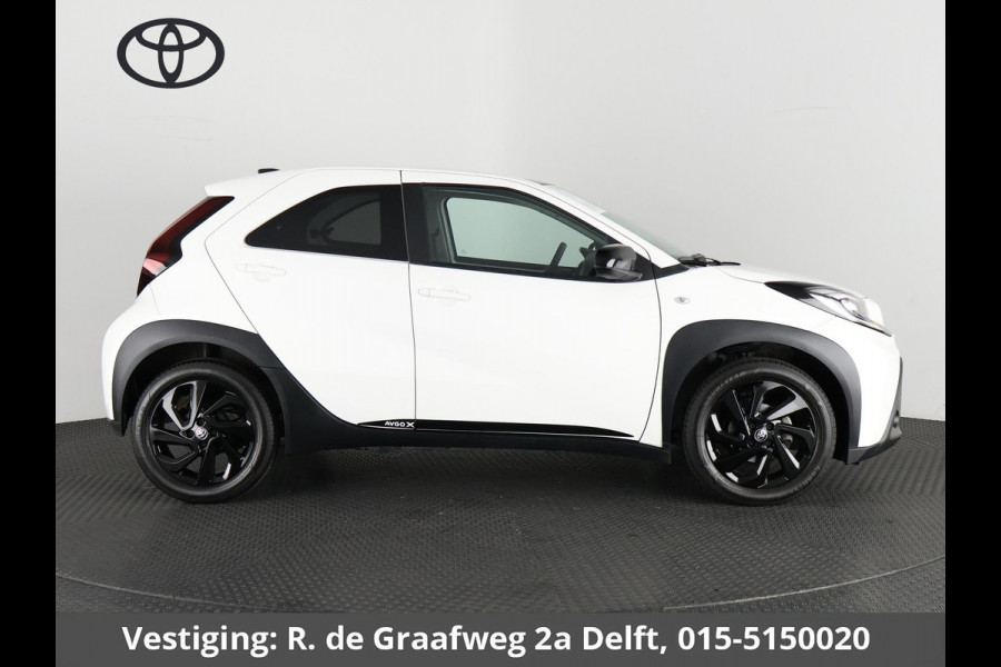 Toyota Aygo X 1.0 VVT-i MT First Sport | Apple Carplay & AndroidAUTO | Stoelverwarming | Camera | Privacy Glass | Lichtmetalen velgen |