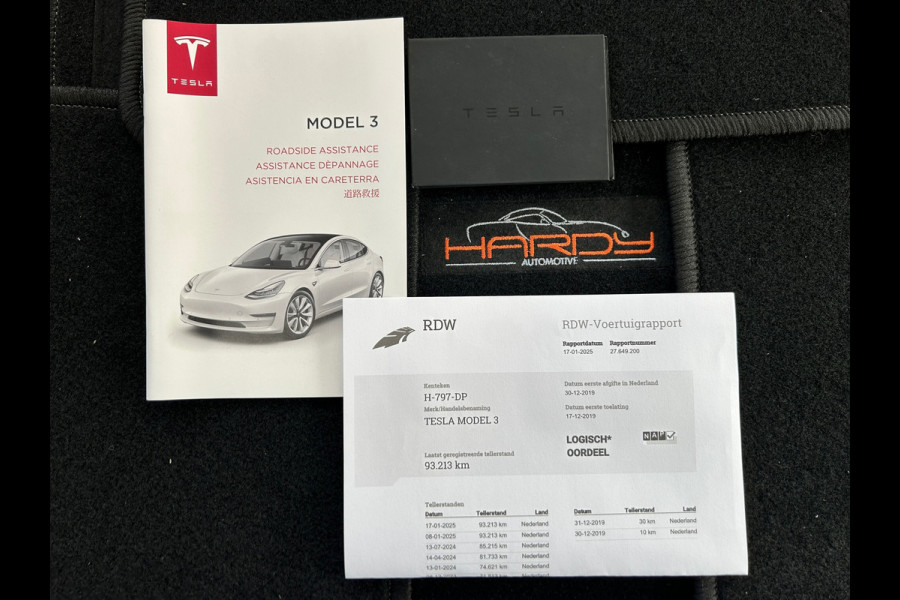 Tesla Model 3 Long Range AWD 75 kWh 90% SOH Trekhaak Zwart / Zwart Rijklaarprijs!