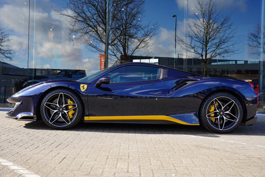 Ferrari 488 3.9 Pista HELE Spider Tailor Made