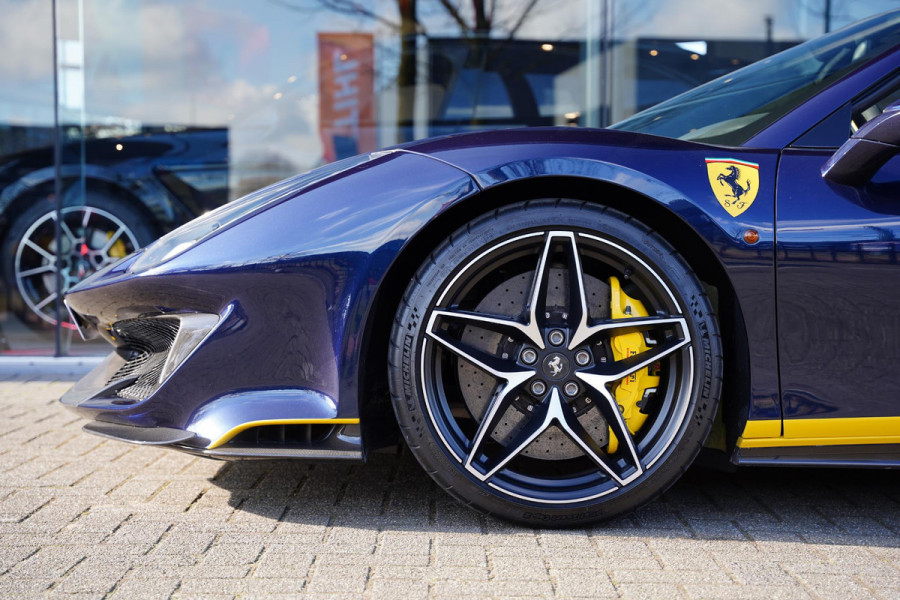 Ferrari 488 3.9 Pista HELE Spider Tailor Made