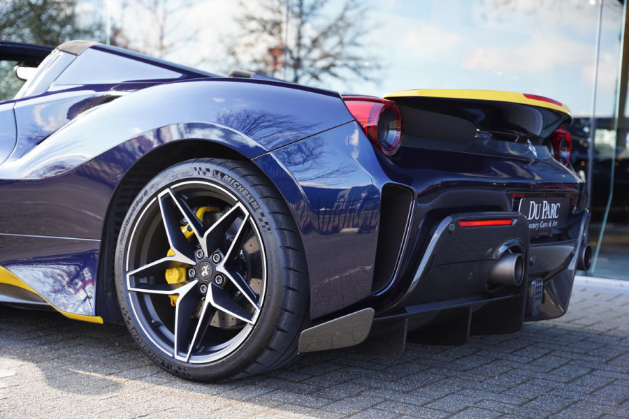 Ferrari 488 3.9 Pista HELE Spider Tailor Made