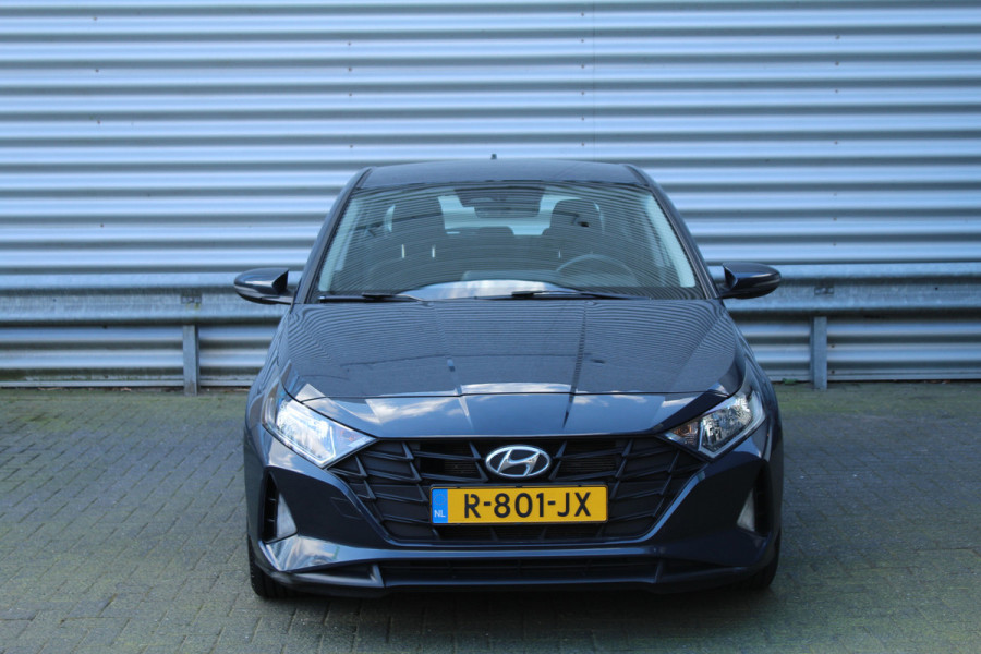 Hyundai i20 1.2 MPI 83pk Comfort NL-Auto NAP Airco Cruise Carplay Camera  Dig. cockpit 16"LMV