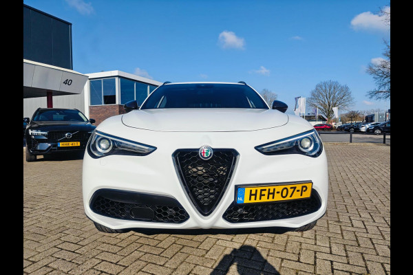 Alfa Romeo Stelvio 2.0 T AWD B-Tech