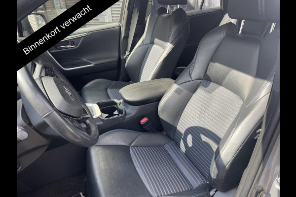 Toyota RAV4 2.5 Hybrid Bi-Tone | JBL Audio | Navigatie | Parkeersensoren | Stoelverwarming