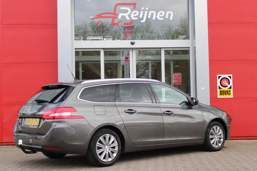 Peugeot 308 SW 1.2 130PK ALLURE | TREKHAAK | PANORAMA DAK | NAVIGATIE | APPLE CARPLAY/ANDROID AUTO | CLIAMTE CONTROL | ADAPTIVE CRUISE CONTROL | PARKEERSENSOREN VOOR EN ACHTER | LICHTMETALEN VELGEN | DAB+ RADIO | ALL SEASON BANDEN |