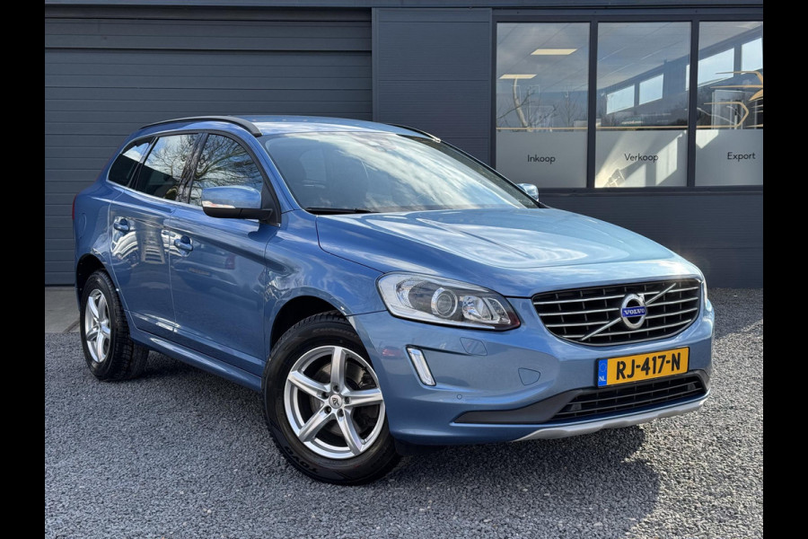 Volvo XC60 2.0 D3 FWD R-Design 1e Eigenaar,Navi,Clima,Trekhaak,Cruise,PDC V+A,D-Riem vervangen 2023,Stoelverwarming,Extra set op Velg,150pk,APK tot 02-2026