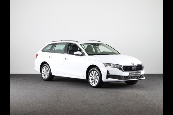 Škoda Octavia Combi Edition 1.5 TSI 115 pk 6 versn. Hand | Trekhaak wegklapbaar