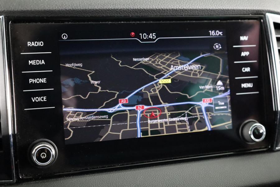 Škoda Karoq 1.0 TSI Clever Edition 116pk | Navigatie | Climatronic | Lichtmetalen velgen | Apple Carplay/ Android Auto