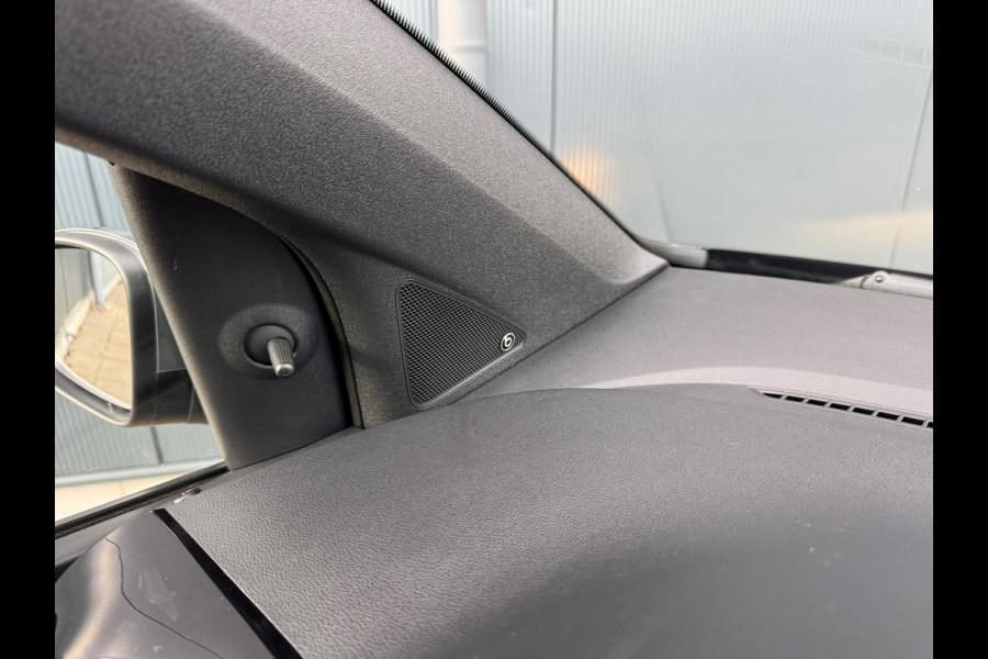 Seat Mii 1.0 * FR Line * 5deurs * Cruise * App Connect *
