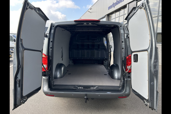 Mercedes-Benz Vito 114 CDI Lang 9G-Tronic / LED / Distronic / 2500KG Trekhaak / Navigatie / Camera / Airco / Standkachel / Achterdeuren