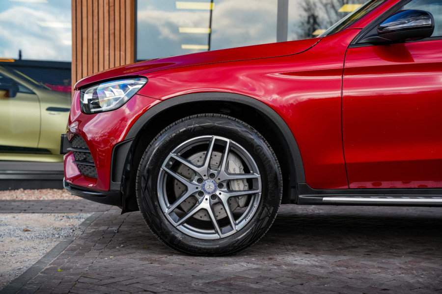 Mercedes-Benz GLC 300e 4MATIC Business Solution AMG