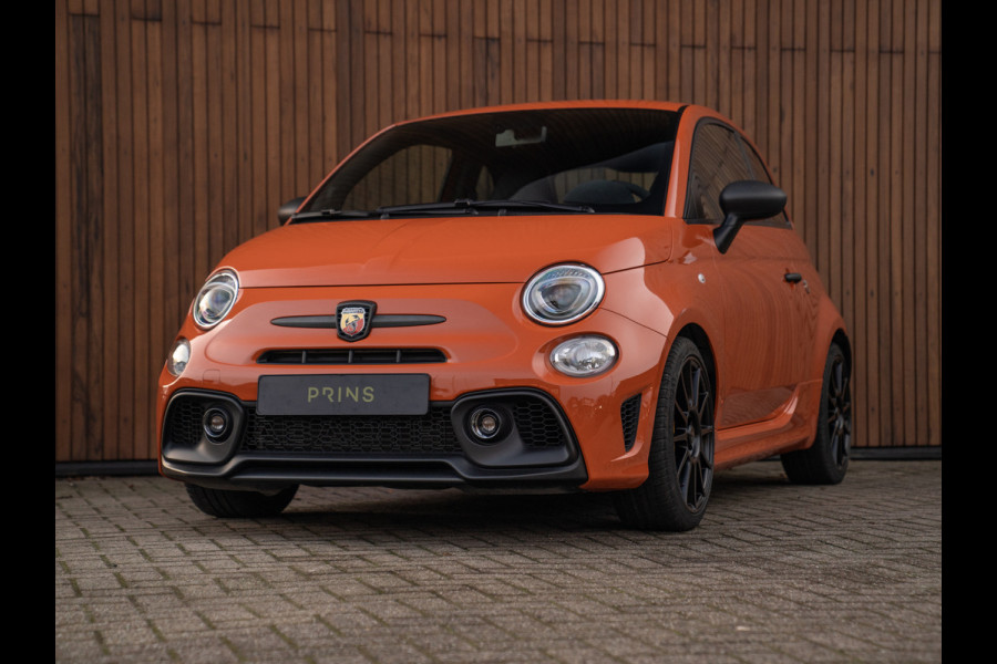 Fiat 500 Abarth 695 Competizione 180pk | Racing Orange | Carbon Sabelt seats | CarPlay | Beats