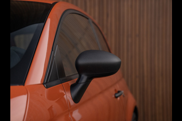 Fiat 500 Abarth 695 Competizione 180pk | Racing Orange | Carbon Sabelt seats | CarPlay | Beats