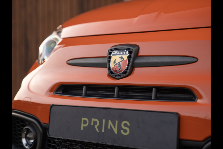 Abarth 695 Competizione 180pk | Racing Orange | Carbon Sabelt seats | CarPlay | Beats