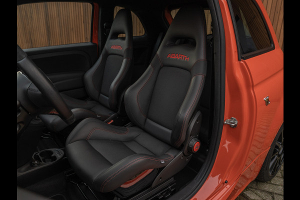 Abarth 695 Competizione 180pk | Racing Orange | Carbon Sabelt seats | CarPlay | Beats