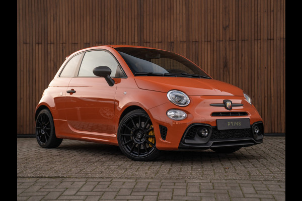 Abarth 695 Competizione 180pk | Racing Orange | Carbon Sabelt seats | CarPlay | Beats