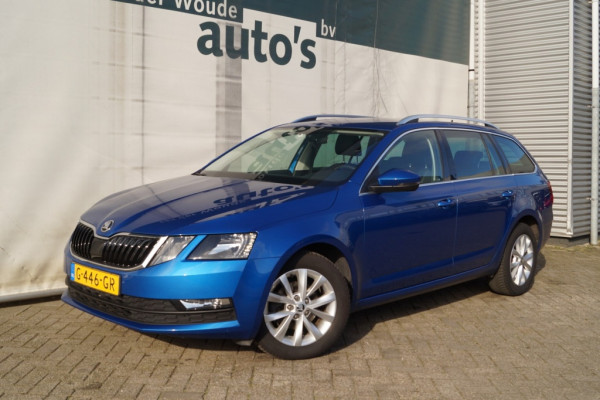 Škoda Octavia Combi 1.6 TDI DSG Clever Edition -NAVI-ECC-PDC-