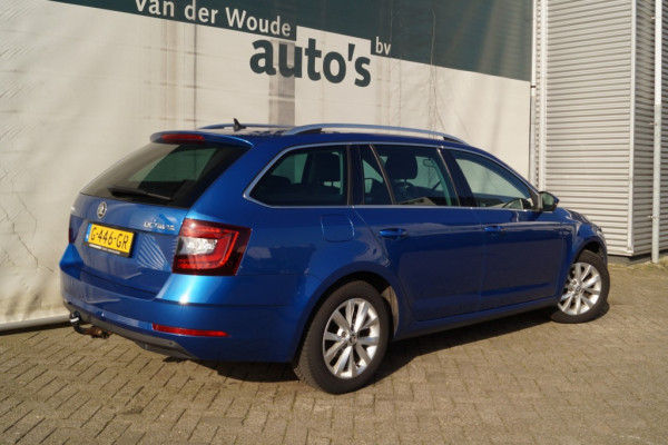 Škoda Octavia Combi 1.6 TDI DSG Clever Edition -NAVI-ECC-PDC-