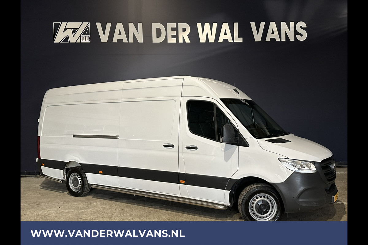 Mercedes-Benz Sprinter 314 CDI 143pk L3H2 Euro6 Airco | Camera | Sidebars | Apple Carplay | Android Auto Parkeersensoren, Bijrijdersbank