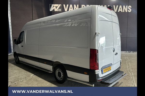 Mercedes-Benz Sprinter 314 CDI 143pk L3H2 Euro6 Airco | Camera | Sidebars | Apple Carplay | Android Auto Parkeersensoren, Bijrijdersbank