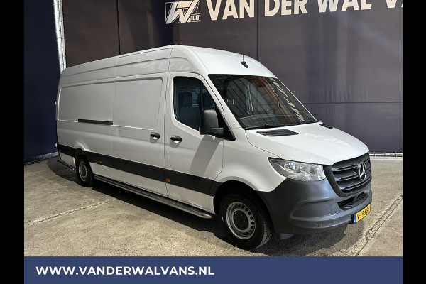 Mercedes-Benz Sprinter 314 CDI 143pk L3H2 Euro6 Airco | Camera | Sidebars | Apple Carplay | Android Auto Parkeersensoren, Bijrijdersbank