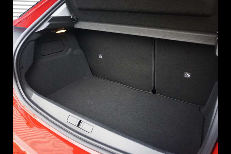 Opel CORSA-E Level 3 50 kWh Premium pakket | Winterpakket