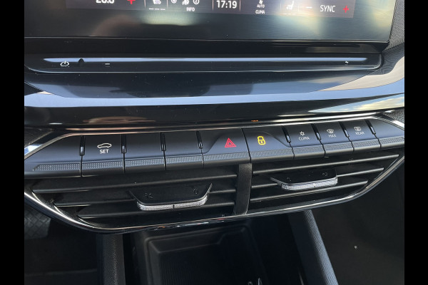 Škoda Octavia Combi 1.5 e-TSI Business Edition | Elek. Trekhaak | Virtual Cockpit | LED | Navi | Carplay