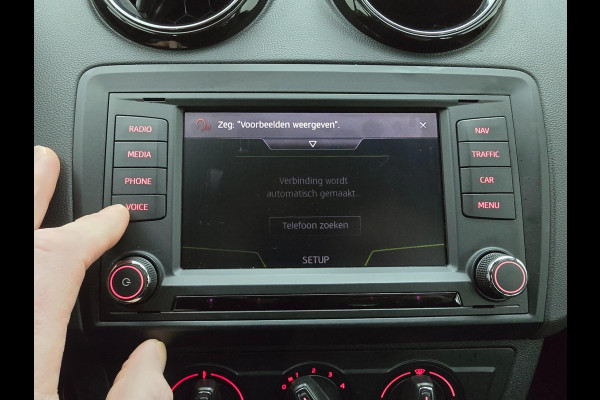 Seat Ibiza Occasion 1.0 TSI Style met cruisecontrol en carplay radio | Tweedehands Seat Ibiza in zilvergrijs | Navi | Parkeersens