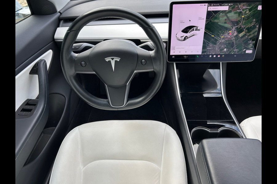 Tesla Model 3 Long Range AWD 75 kWh Wit leder 19 Inch 84% SOH Certificaat NL-Auto