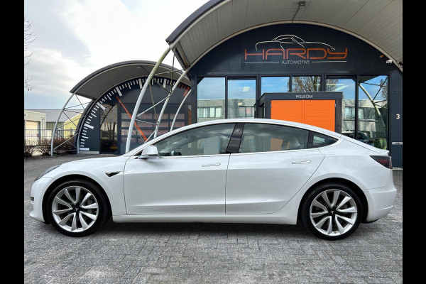 Tesla Model 3 Long Range AWD 75 kWh Wit leder 19 Inch 84% SOH Certificaat NL-Auto