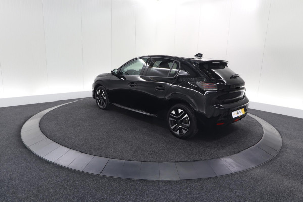 Peugeot 208 PureTech 100 Allure | 360 Camera | Stoelverwarming | Dodehoekdetectie | Apple Carplay