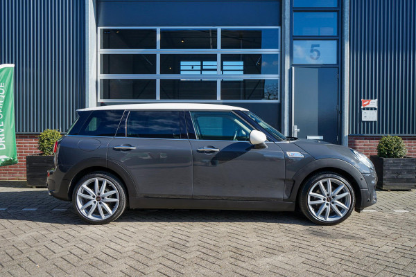 MINI Clubman 2.0 Cooper S | Panoramadak | Harman/Kardon | Head Up Display | JCW Velgen | Keyless Entry